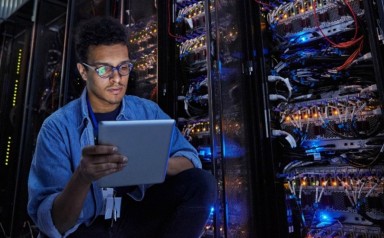 MENGENAL COOLING DATA CENTER & INOVASI MASA DEPAN UNTUK KEBERLANJUTAN